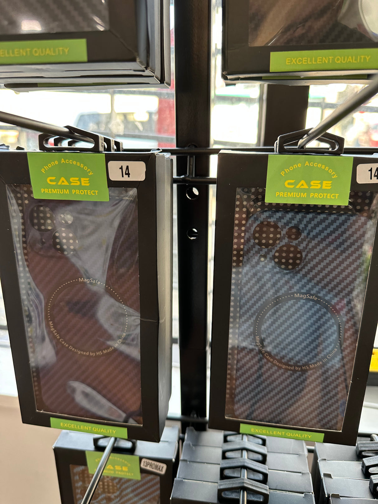 iPHONE 14 CARBON CASE